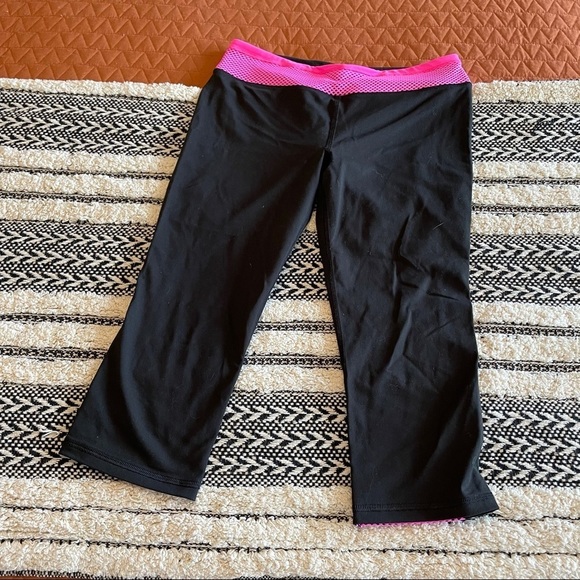 VSX pink mesh cropped leggings sz.S knockout crop - Picture 1 of 3
